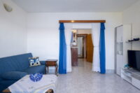 ljiljana-blue-apartment-livingroom-07-2023-pic-06
